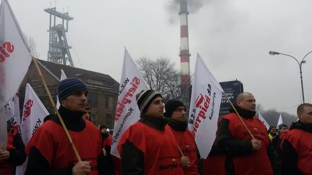 Górnicy z JSW będą pikietować wspólnie z hutnikami przed hutą ArcelorMittal w Krakowie