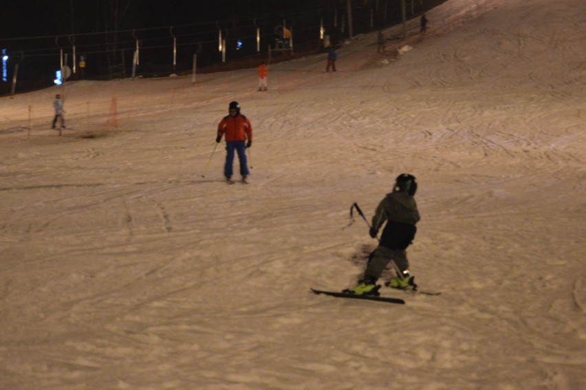 Stok narciarski w Bałtowie będzie czynny do 27 grudnia jako jedyny w regionie. W weekend zaprasza na „Nocną Jazdę” (ZDJĘCIA, WIDEO)