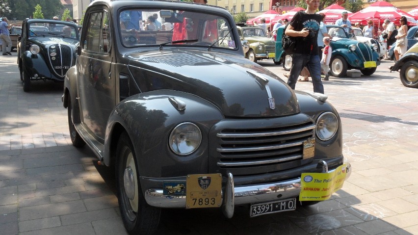 Topolino - parada fiatów w Tychach