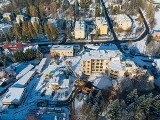 Szpital miejski w Rabce ogłosił zbiórkę pieniędzy na... rozbiórkę swojej siedziby. Trwa tam generalny remont