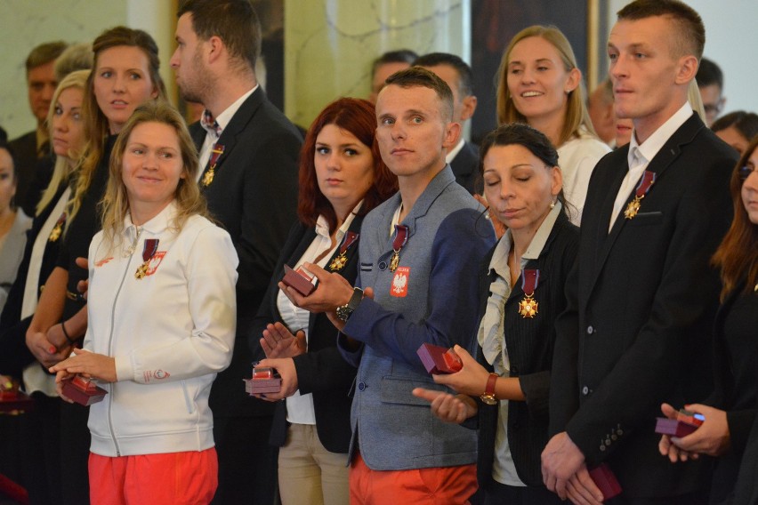 Odznaczenia dla medalistów z Rio. Wpadka prezydenta Andrzeja Dudy [ZDJĘCIA]
