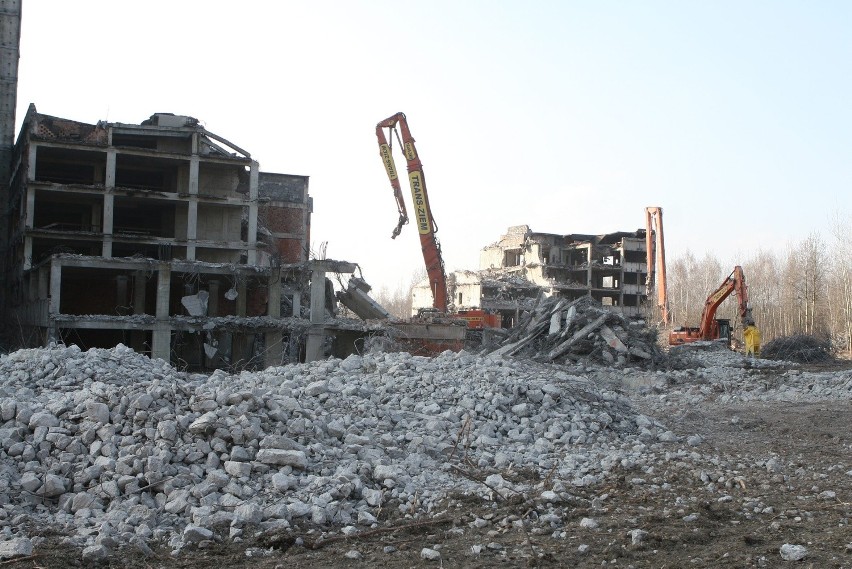 Szpital Religi w Zabrzu zniknął WIDEO Działka jest na sprzedaż