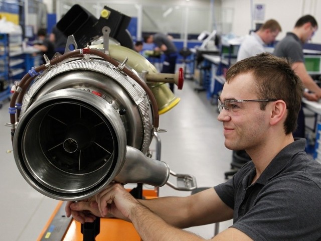 Hamilton Sunstrand do 2015 r. chce zatrudnić w rzeszowskiej fabryce 350 osób. FOT. KRZYSZTOF ŁOKAJ