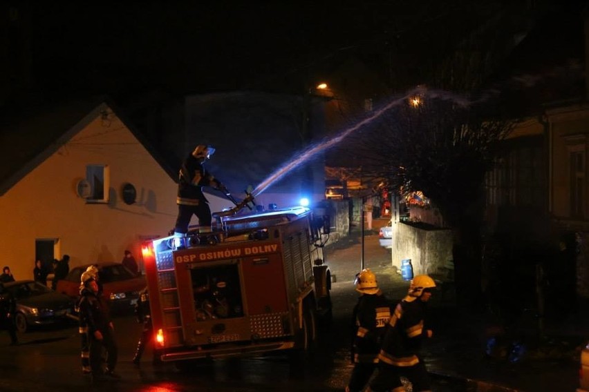 Trzy pozostałe nie wymagały hospitalizacji. Na miejscu akcji...