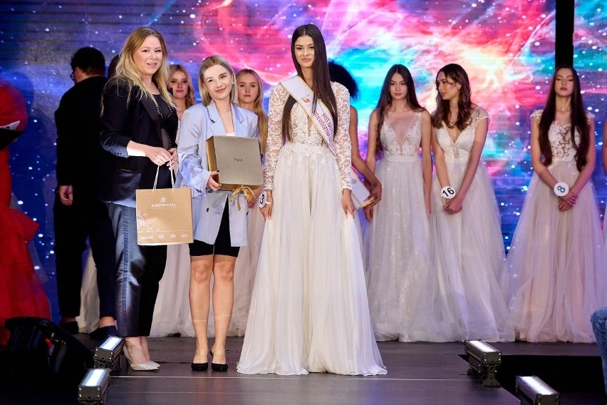 Emilia Bilik z Jarosławia wygrała konkurs Miss Nastolatek Województwa Małopolskiego 2022 [ZDJĘCIA]