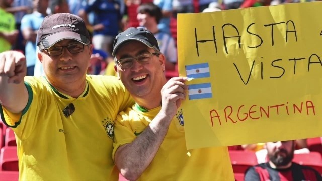 Brazylijscy kibice chcą, żeby ich reprezentacja przegrała z Chile i utrudniła awans Argentynie