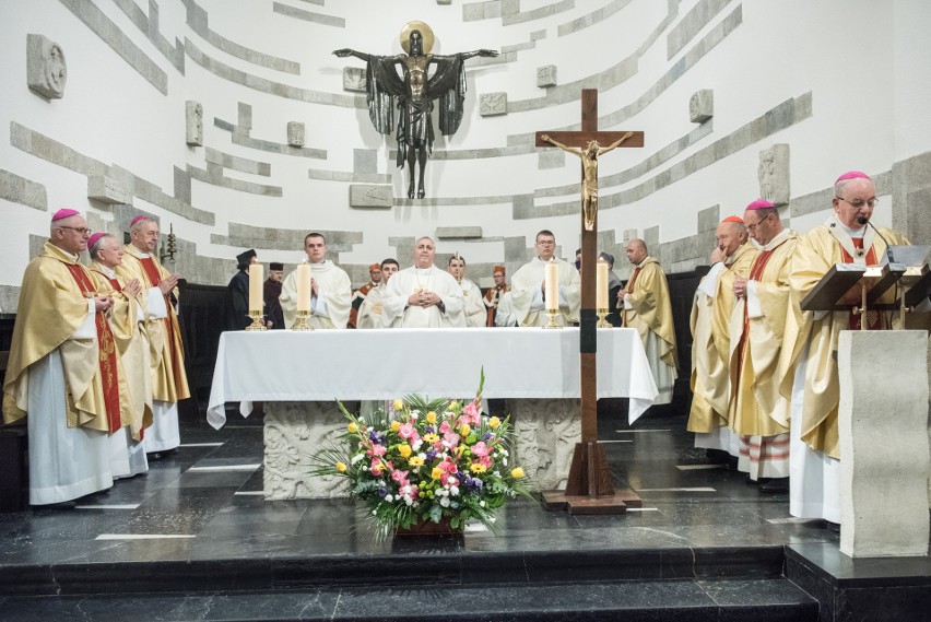 Biskupi obradowali w Lublinie. Dyskutowali o uchodźcach, młodzieży i jubileuszu KUL (ZDJĘCIA)