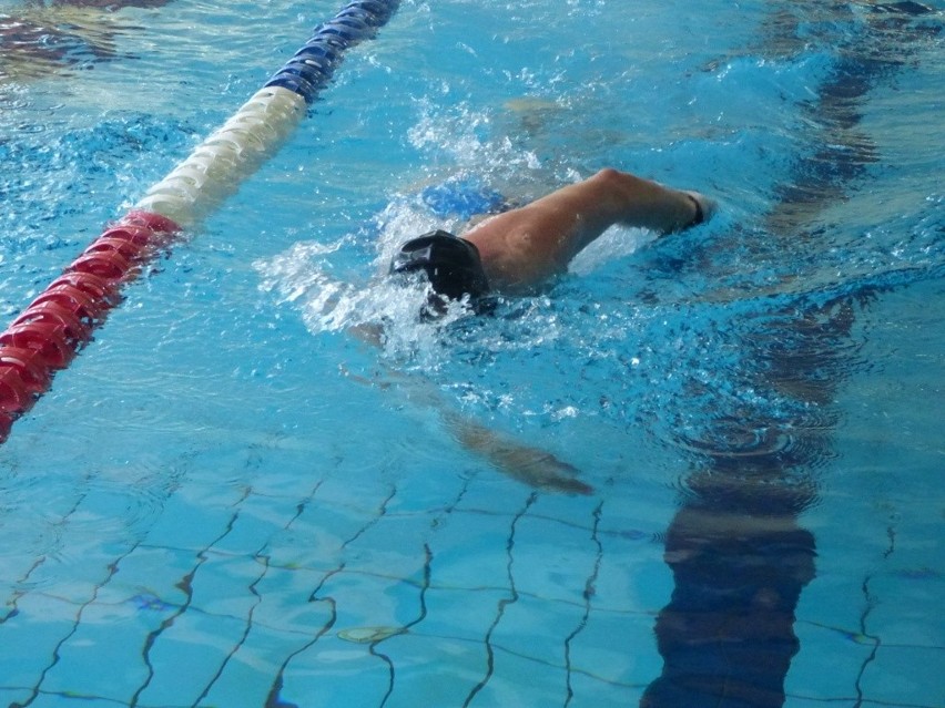 Maraton pływacki w Mikołowie. Ponad 100 uczestników
