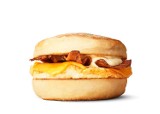 Śniadania w Max Burgers. Szwedzka sieć restauracji fast food wprowadziła menu śniadaniowe. Co można zjeść, za ile i w jakich godzinach