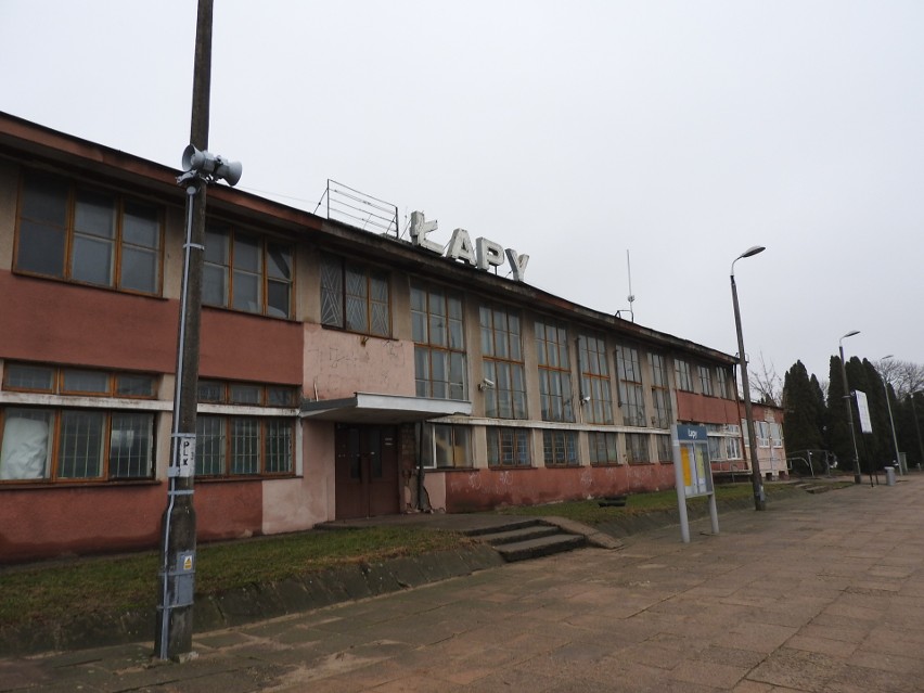 Centrum przesiadkowe w Łapach stoi rozkopane. Miasto zerwało umowę z wykonawcą (zdjęcia) 