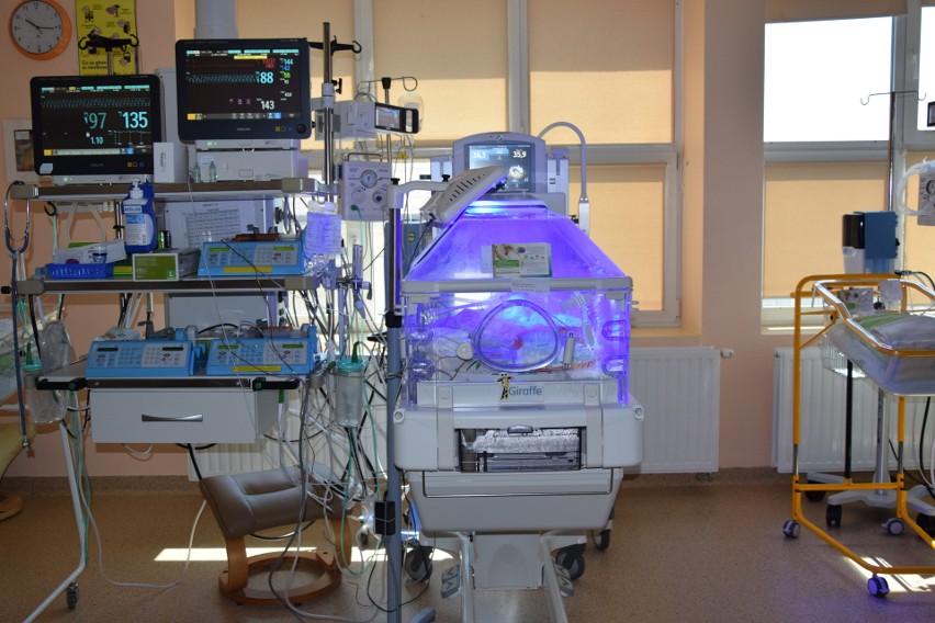 Klinika Noworodków w Klinicznym Szpitalu nr 1 w Rzeszowie ma nowe inkubatory [ZDJĘCIA]