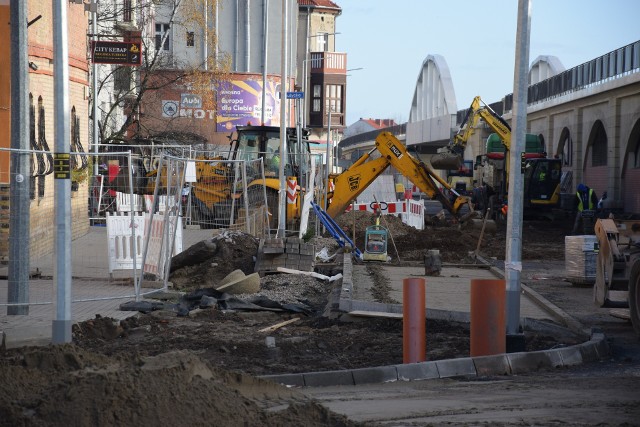 Przebudowa ul. Spichrzowej podzielona jest na trzy etapy. Teraz trwają prace na pierwszym z nich.