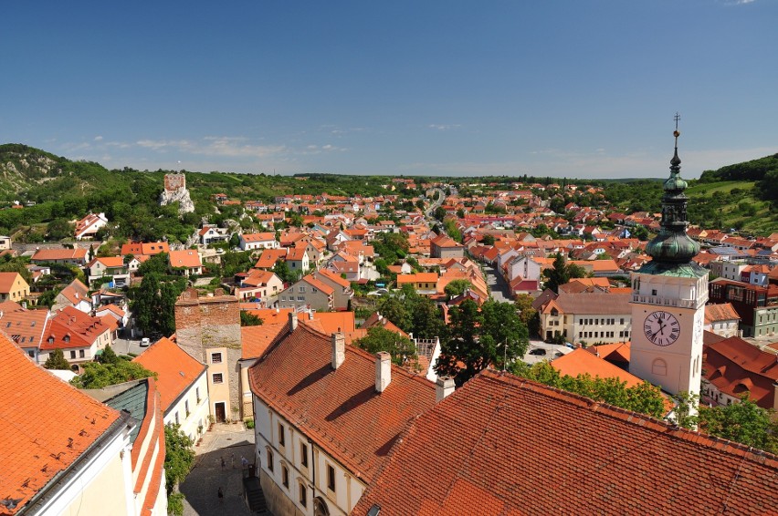 Na terenie województwa kujawsko-pomorskiego znajdują się 144...