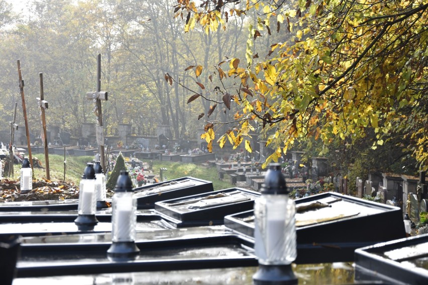 Pracownicy Domu Pomocy Społecznej w Sandomierzu pamiętają  o zmarłych podopiecznych 