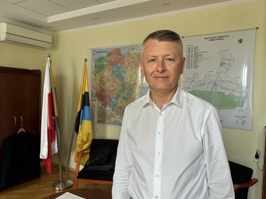 Wójt gminy Mirzec, Mirosław Seweryn wyjaśnia, że po pożarze...