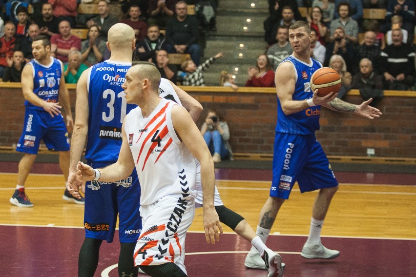 STK Czarni Słupsk - Pogoń Prudnik 67:59.