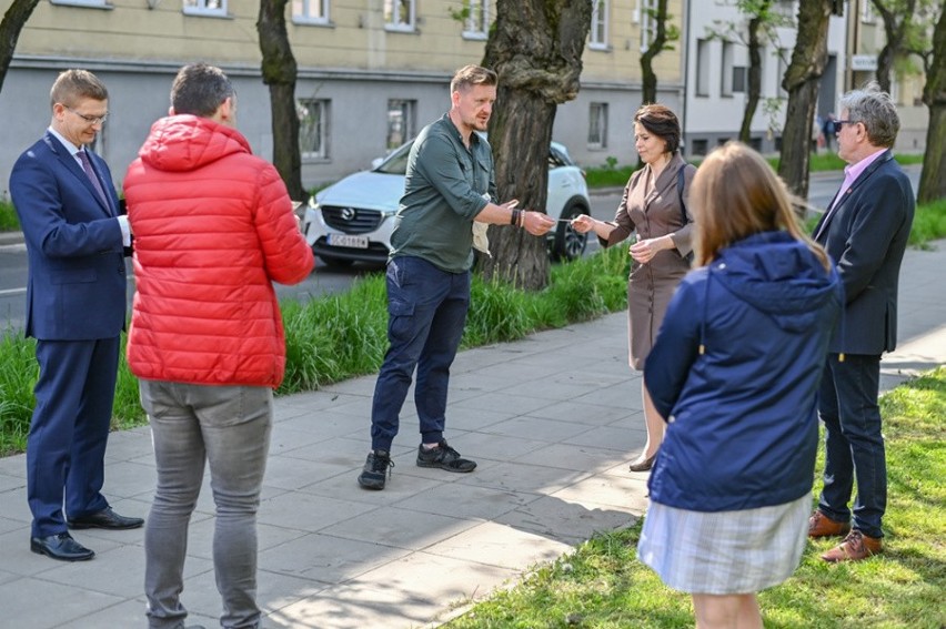 Słoneczniki zakwitną na Skwerze Solidarności w Częstochowie...