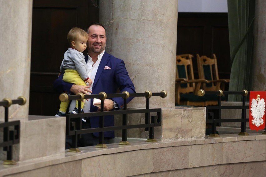 Mąż pani Katarzyny z synem w budynku Sejmu RP. Kiedy kobieta...