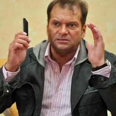 Detektyw Krzysztof Rutkowski szuka ciągnika