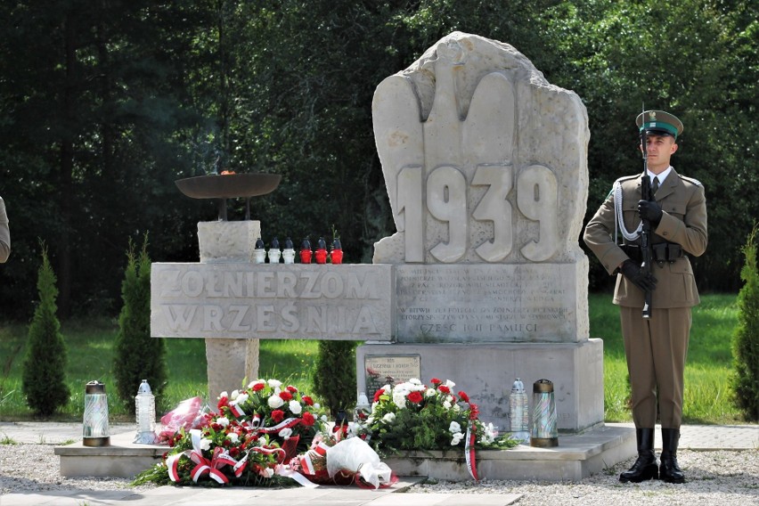 Obchody 81. rocznicy zwycięskiej bitwy pod Barakiem.