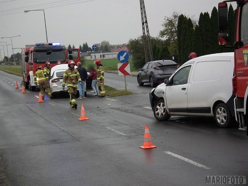 Zderzenie dwóch samochodów osobowych na ulicy Wygonowej w Opolu