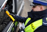 Kierowcy z zakazami prowadzenia aut zatrzymani na ulicach Torunia
