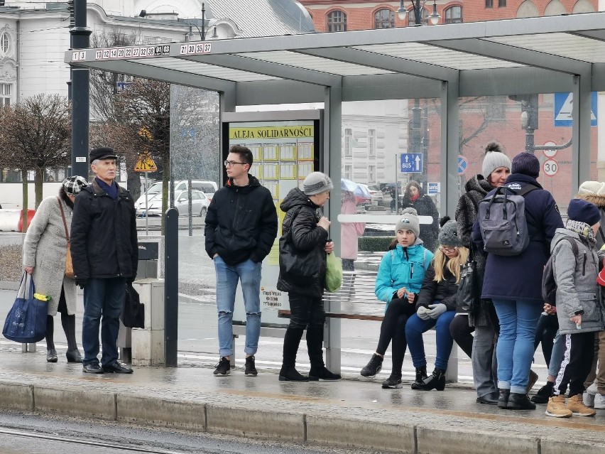 Tak prezentuje się węzeł przesiadkowy w Toruniu przy Alei...