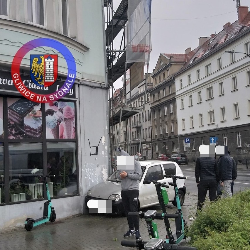 Na ulicy Częstochowskiej w Gliwicach fiat seicento uderzył w...