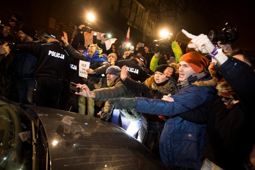 Protestujący blokowali wjazd na Wawel.