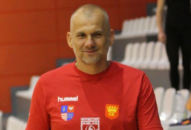 Trener Dariusz Daszkiewicz   