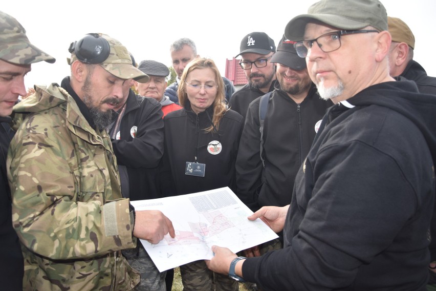 Poszukiwacze skarbów przeczesywali pola w gminie Koronowo w...