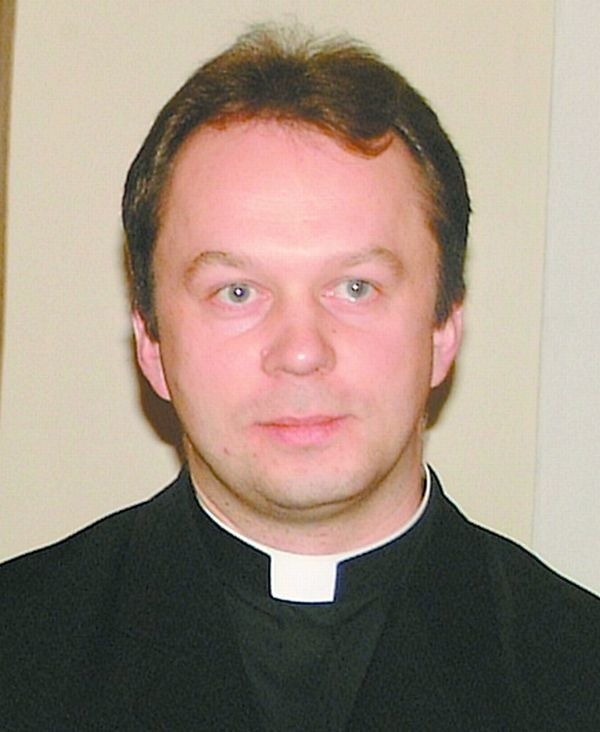 Ksiądz Artur Niemira kanclerz kurii diecezjalnej we Włocławku