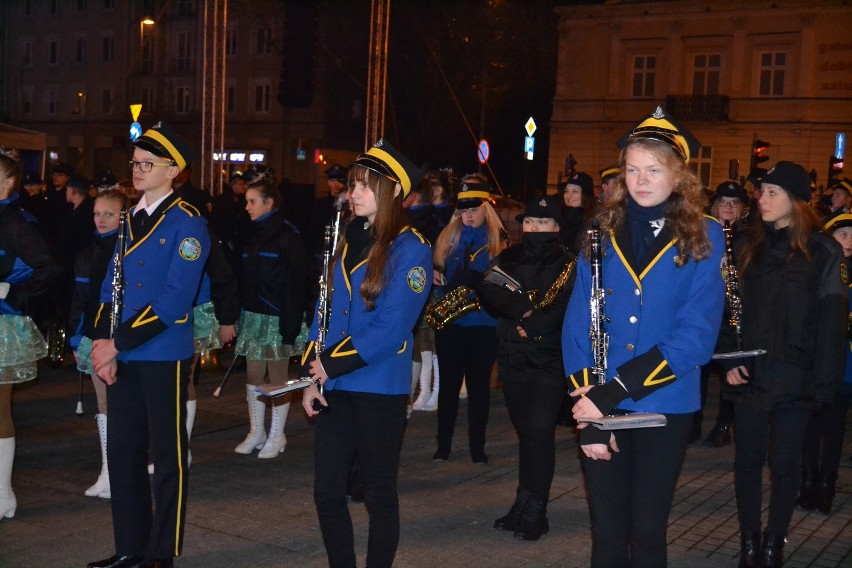 Święto Niepodległości w Częstochowie. Główne uroczystości na Placu Biegańskiego [ZDJĘCIA]