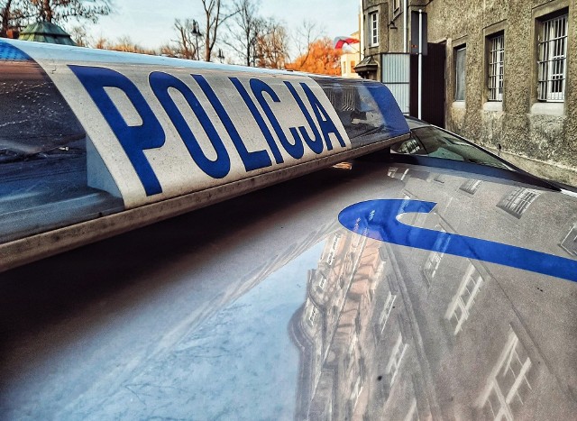 Policjanci z Opola zatrzymali 20-letniego mężczyznę po kolejnej domowej awanturze.