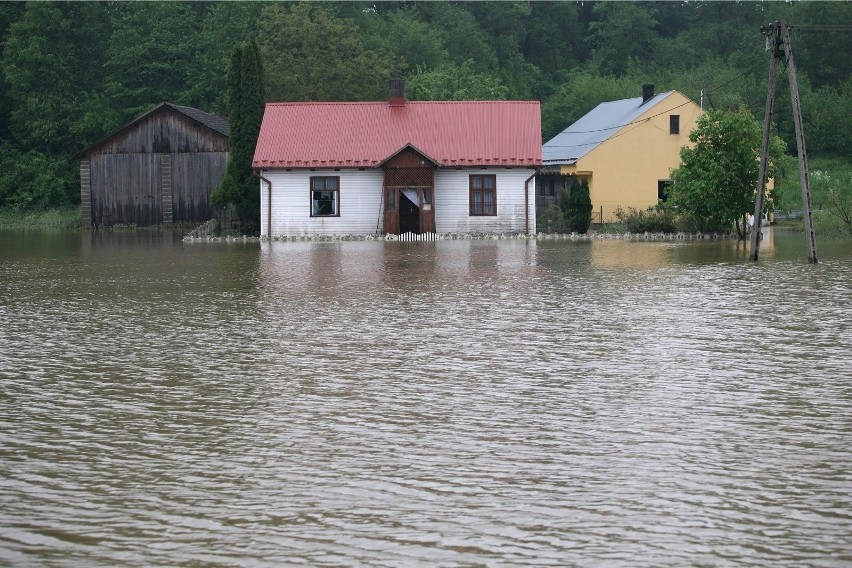 Na zdjęciach powódź z 2010 roku w Małopolsce
