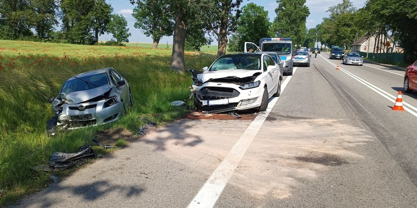 W miejscu kolizji policja kierowała ruchem.