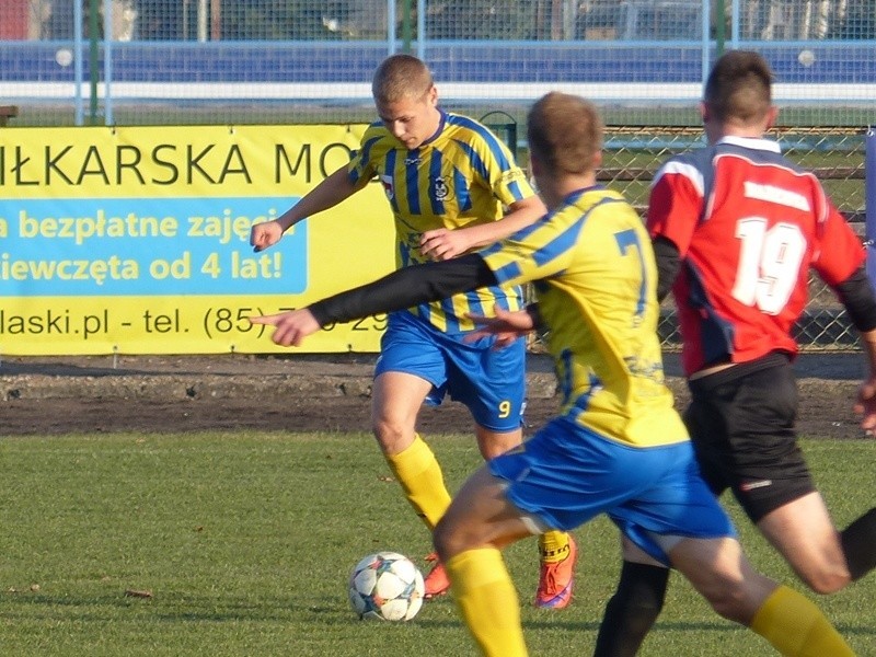 Mecz Tur Bielsk Podlaski – LZS Narewka 2:1 (1:1) (zdjęcia)