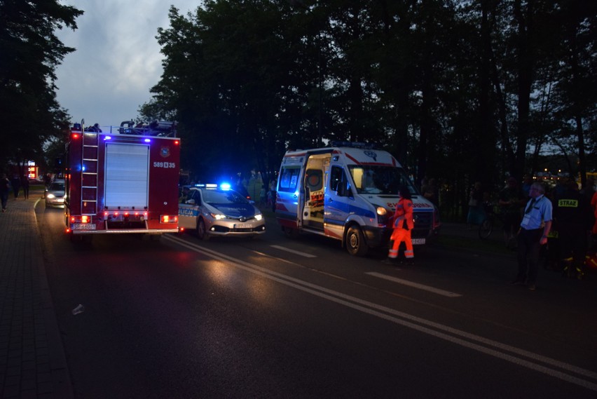 Pijany rowerzysta wjechał w samochód