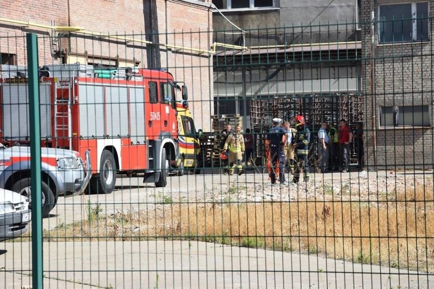 Wybuch gazu w zakładach ogniotrwałych w Żarowie. Dwie osoby ranne 
