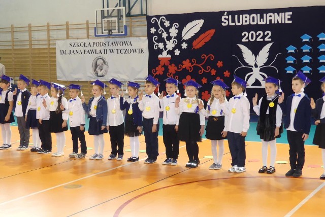 Uroczystość odbyła się w środę, 26 października, w sali gimnastycznej szkoły w Tczowie.