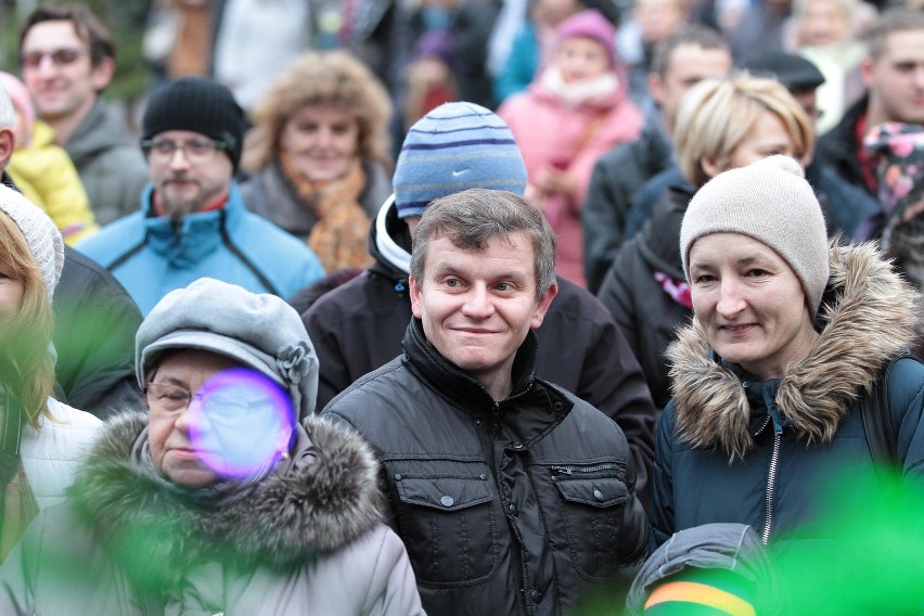 Żywa Szopka u Franciszkanów przyciąga tłumy [ZDJĘCIA]