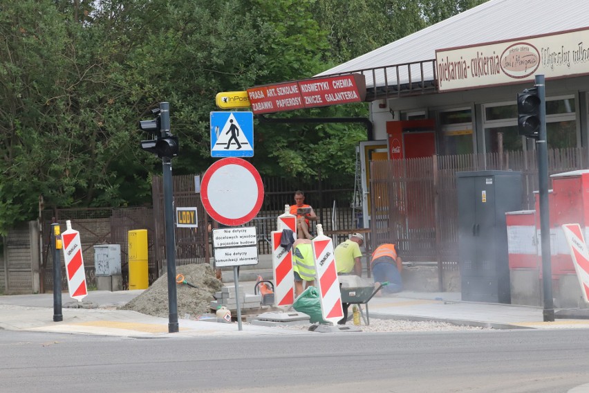 Co słychać na placu budowy ul. Rokicińskiej? Jest postęp! ZDJĘCIA