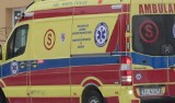 Wypadek przy pracy w polu w Brodach. Ranny gospodarz trafił do szpitala