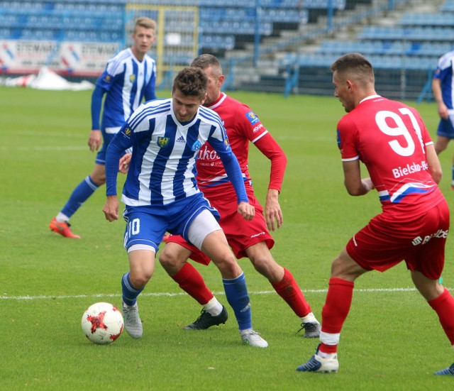 Ruch Chorzów - Raków Częstochowa TRANSMISJA NA ŻYWO WYNIK  Piłkarze Ruchu Chorzów znów zagrają na własnym stadionie