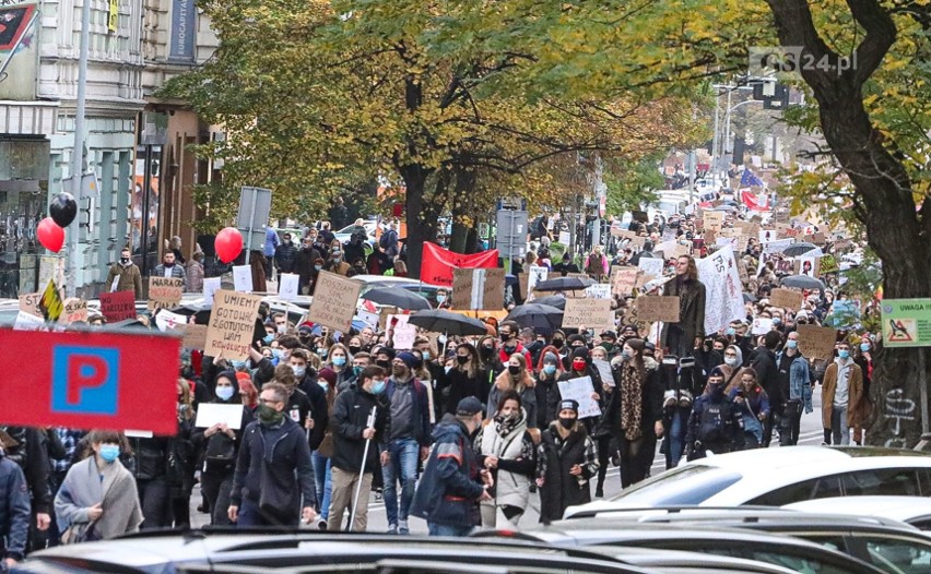 Strajk kobiet w Szczecinie. Zdjęcia z demonstracji -...