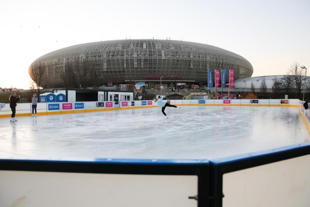 W piątek, 3 grudnia, przy Tauron Areny Kraków otwarto się specjalną strefę "Zimowa Arena". Jedną z głównych atrakcji jest lodowisko na świeżym powietrzu.