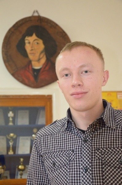 Dariusz Kaleta uczy się w trzeciej klasie technikum w Zespole Szkół Ekonomicznych imienia Mikołaja Kopernika w Kielcach.