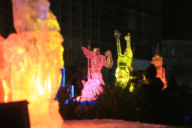 Konkurs główny Poznań Ice Festival rozstrzygnięty. Wygrała drużyna z Czech – Václav Lemon i Roman Mikuš i ich rzeźba kameleona.