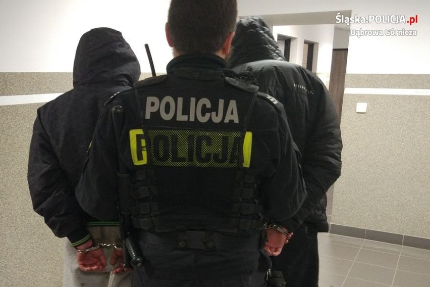 Dąbrowa Górnicza: Dwaj 16-latkowie zdewastowali wiatę w Gołonogu ZDJĘCIA