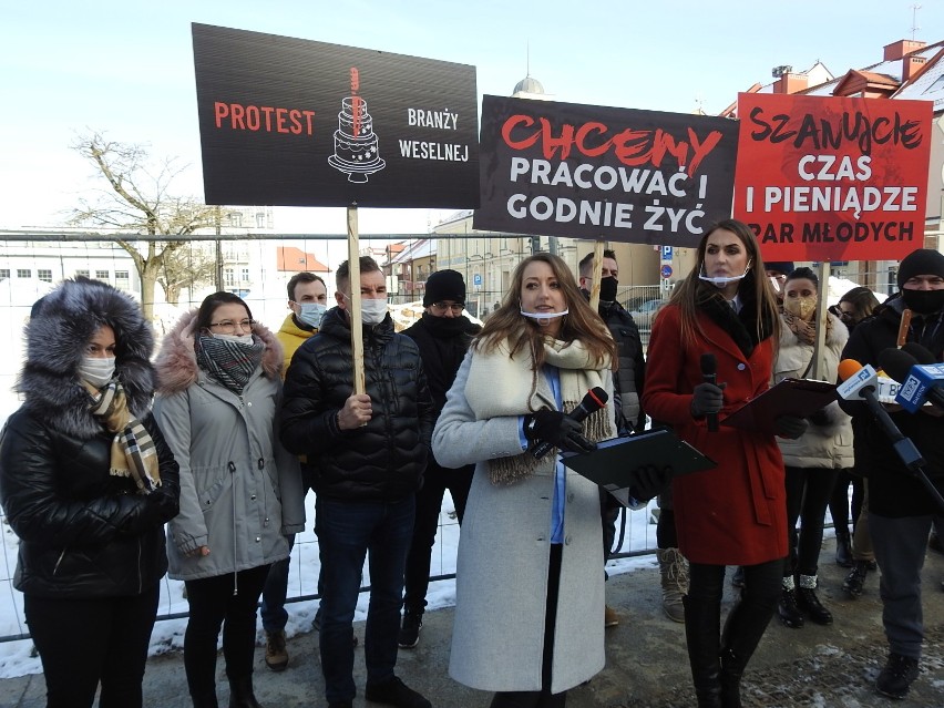 Protest przedstawicieli branży weselnej w Łomży
